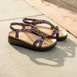 Roz Charm Black Sandal -Deals Alegria Shoes Store ALEGRIA SS22 ROZ 7554 S1X 924b3e83 10b5 4e17 bbb5 c42c673ee6f8