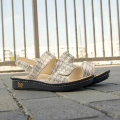 Verona Sassy Earth Sandal -Deals Alegria Shoes Store ALEGRIA SS22 VER 7542 S1X