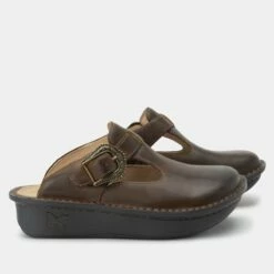 Classic Oiled Brown Shoe 11 Classic Oiled Brown Shoe -Deals Alegria Shoes Store ALG 7412 S2 a1b9b107 46d3 4993 be5a 9808f39cc045