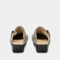 Shoes Classic Savage Shoe 12 Shoes Classic Savage Shoe -Deals Alegria Shoes Store ALG 7703 S3 3e1df2b9 5526 42b5 aec0 54a00c6f34ab