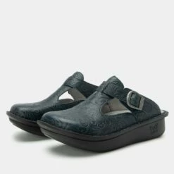 Shoes Classic Ocean Gale Shoe