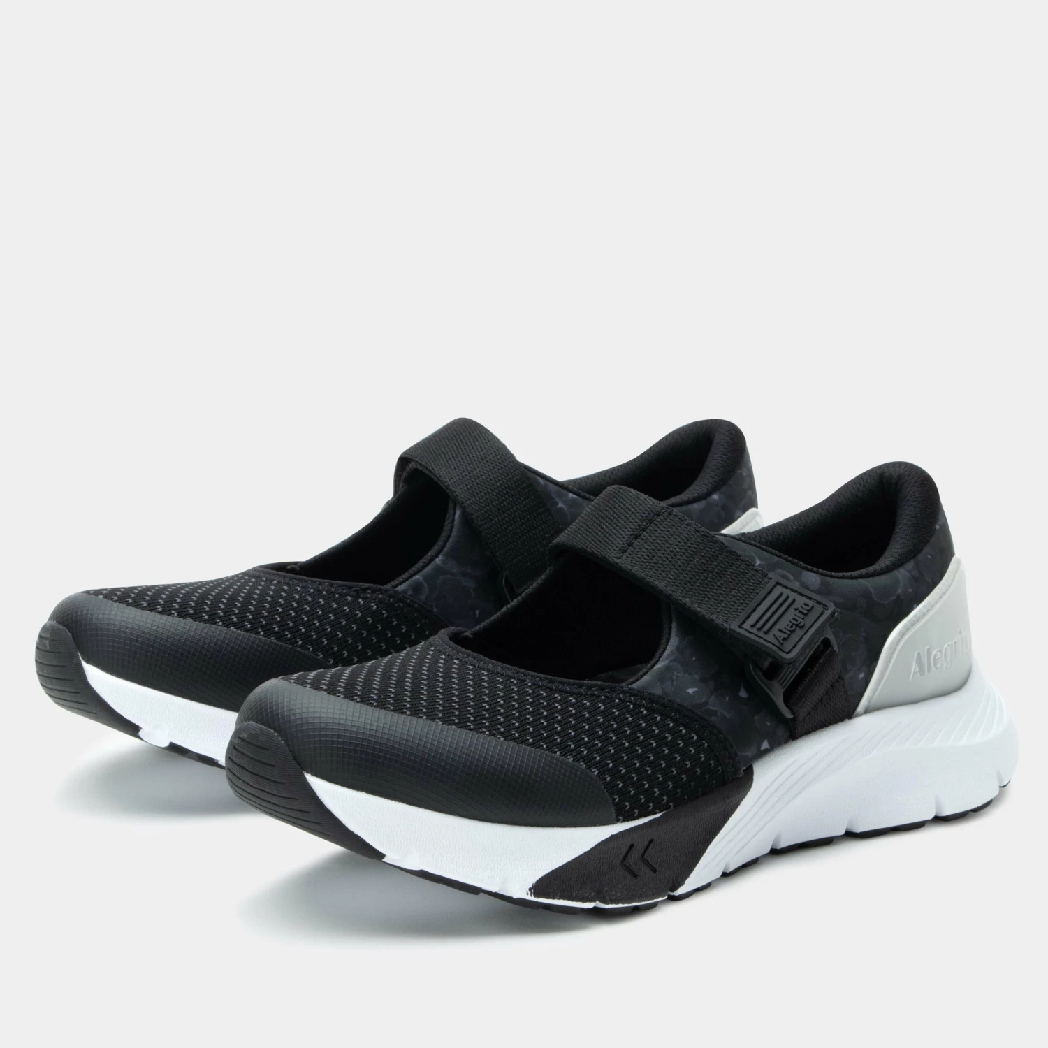 Atlis Poppy Pop Black Shoe 3 Atlis Poppy Pop Black Shoe