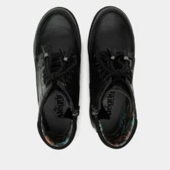 Chevon Embloom Black Boot -Deals Alegria Shoes Store CHV 8111 S4 16745650 2e35 422d 9cb4 d2e71e0abe8a