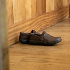 Deals Alegria Shoes Store -Deals Alegria Shoes Store DUE 8149