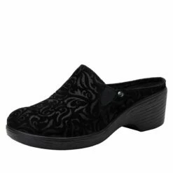 Shoes Sereniti Luxe Deluxe Clog