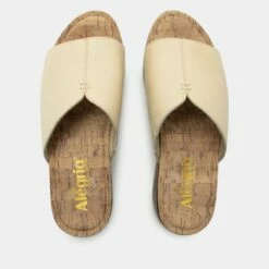 Triniti Ivory Sandal -Deals Alegria Shoes Store TRI 6104 S4 7e5b1dae f75d 4788 8a90 e20cf316b2d9